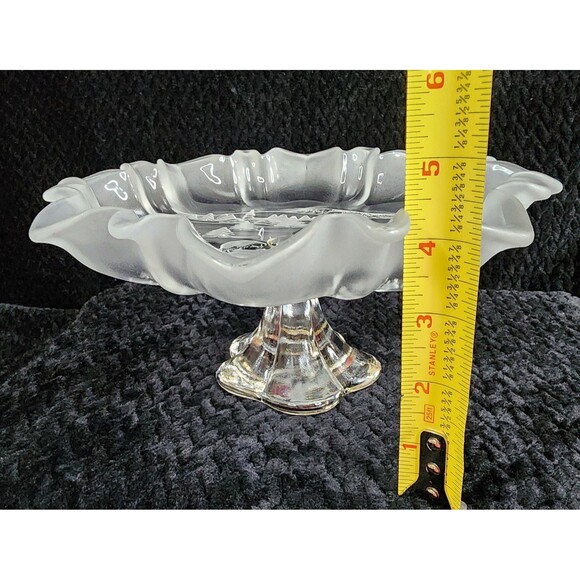 MIKASA Holiday Classic 10" Footed Bon Bon Crystal Dish Christmas Story 1990’s - Picture 8 of 8